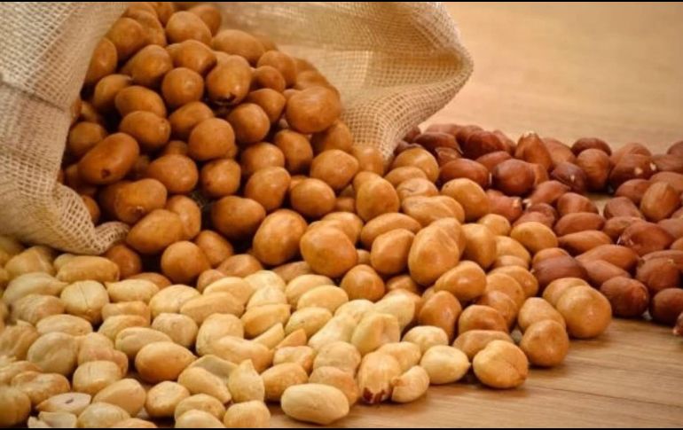 Los cacahuates japoneses resulTaron ser más saludables que los salados. ESPECIAL