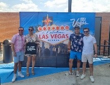 Ahora que es el mes del Pride, la temática de esta pool party fue muy ad hoc por los festejos de la diversidad con inflables de unicornio y banderas arcoíris que decoraban las mesas para los invitados especiales y medios de comunicación. EL INFORMADOR / K. Esparza