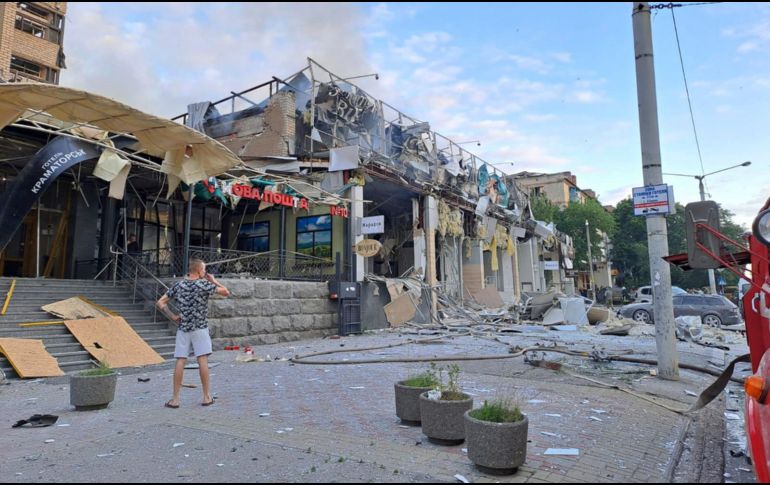 El restaurante era un lugar que solía estar constantemente concurrido y solía estar frecuentado por reporteros, trabajadores humanitarios y soldados. AP