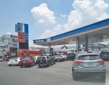 Las estaciones de servicio que venden el combustible más económico normalmente están más saturadas. EL INFORMADOR/J. VELAZCO