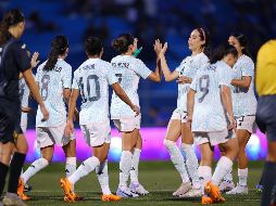 No había otra forma de empezar el camino al tricampeonato que con una victoria y por goleada. Twitter/@Miseleccionfem