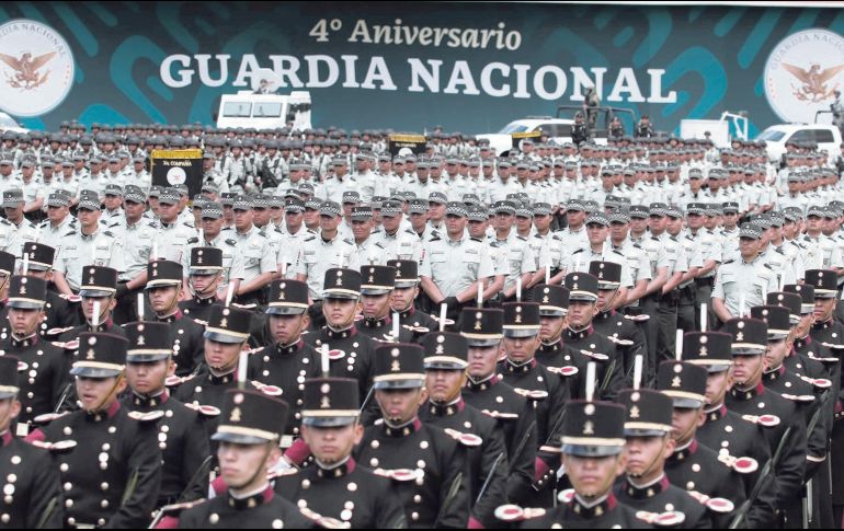 La Guardia Nacional cuenta con más de 120 mil efectivos, pero dentro de lo más comentado en sus cuatro años en funciones ha sido cuando fueron asignados seis mil elementos para cuidar el Metro de la CDMX. EL UNIVERSAL