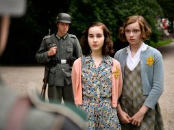 Basada en la amistad real entre Ana Frank y Hanna Goslar, desde la ocupación nazi en Ámsterdam hasta su desgarrador reencuentro en un campo de concentración. ESPECIAL