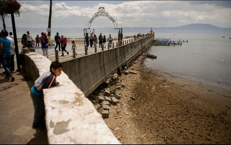 El presidente del CEA reconoció desde agosto que el almacenamiento de las presas y el lago de Chapala no garantizará el agua para la Zona Metropolitana de Guadalajara el próximo año. EL INFORMADOR / ARCHIVO