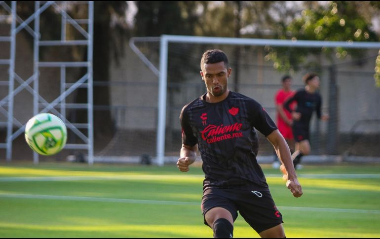 Mauro Manotas durante un entrenamiento del Atlas. TWITTER/@AtlasFC
