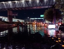 Las inundaciones en la vía pública fueron en Periférico y Pino Suárez con tres vehículos varados. CORTESÍA / Zapopan