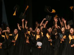 Un momento como es la graduación escolar necesita de una canción para conmover hasta las lágrimas y crear buenos recuerdos. EL INFORMADOR / ARCHIVO