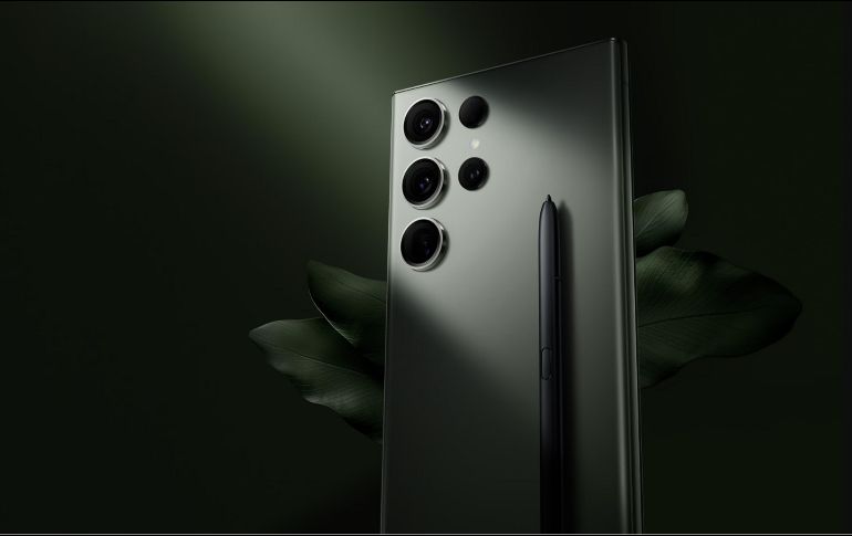 El nuevo modelo de la serie S de Samsung es parte de su línea de gama premium, y no se queda corto pues nada le envidia a su rival de la manzana mordida. ESPECIAL / Samsung