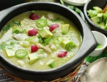 El pozole hecho en casa es más sano que el enlatado. ESPECIAL
