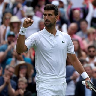 Novak Djokovic se luce en su arranque en Wimbledon