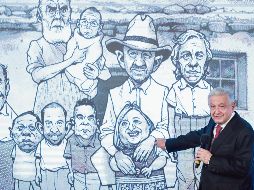 El Presidente López Obrador se burló de los orígenes de Xóchitl Gálvez y la señaló como parte del grupo conservador adversario. EFE