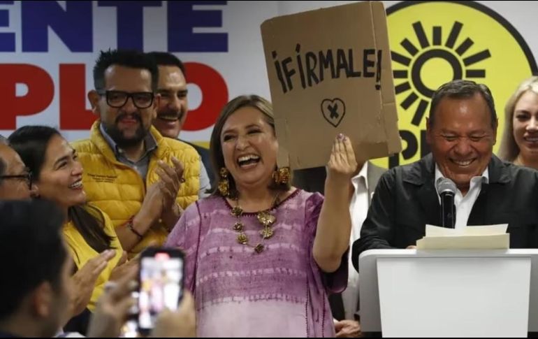 Xóchitl Gálvez se registró como aspirante a la candidatura de Va por México. ESPECIAL