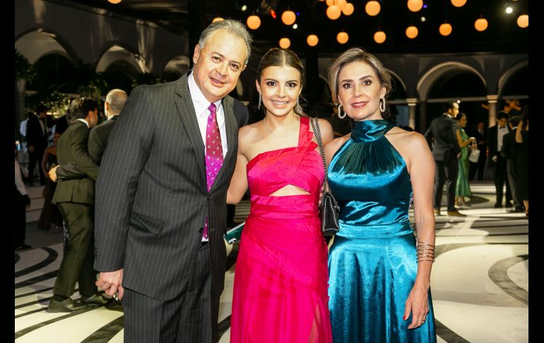 Alberto Abaroa Ortiz, Paula Abaroa y Verónica del Toro. GENTE BIEN JALISCO/ Jorge Soltero