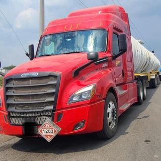 Aseguran 67 mil litros de "huachicol" en Lagos de Moreno