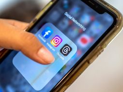 Los usuarios de Twitter se han mostrado cada vez más irritados por las distintas fórmulas de Elon Musk para intentar rentabilizar la red social, como cobrar por las cuentas verificadas. EFE / C. Herrera