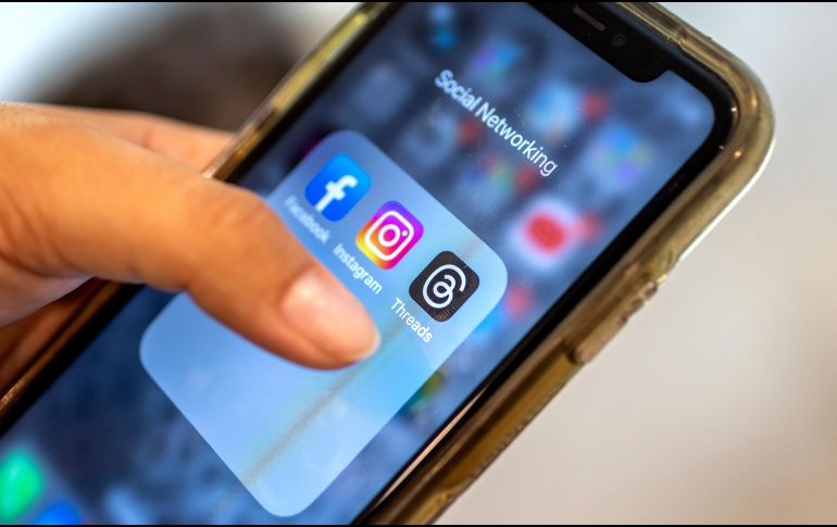 Los usuarios de Twitter se han mostrado cada vez más irritados por las distintas fórmulas de Elon Musk para intentar rentabilizar la red social, como cobrar por las cuentas verificadas. EFE / C. Herrera