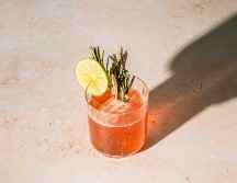 El arte de los cócteles veraniegos. UNSPLASH/ No Revisions