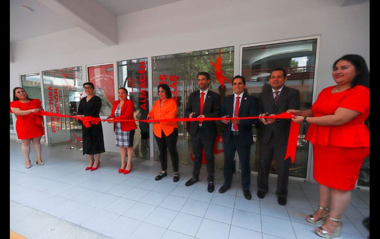 Karla Fernanda Mungaray de UVM Campus Zapopan; Iliana Hernández de la SICYT; Amanda Yamileth Lofte, del Ayuntamiento de Zapopan; Raúl Caraballo Guevara de UVM; Mauricio Martínez Pérez, de UVM y Rogelio Carrera Gutiérrez de UVM.