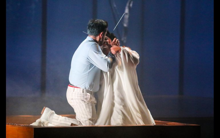 la dirección de escena corre a cargo de Luis Manuel Aguilar ‘Mosco’, quien al lado de la realizadora Rita Basulto forma parte de un equipo creativo jalisciense que representa el 90 por ciento del total en la producción, a cargo del CSAE de la UdeG. EL INFORMADOR / A. Navarro