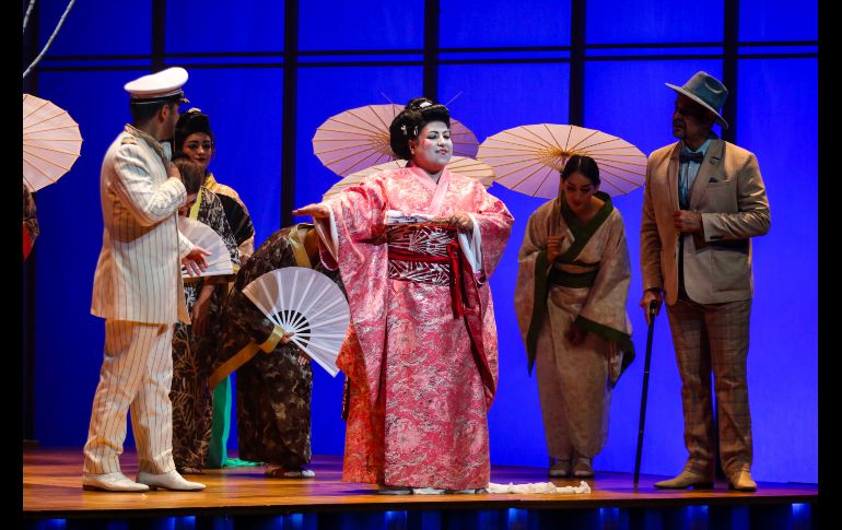 la dirección de escena corre a cargo de Luis Manuel Aguilar ‘Mosco’, quien al lado de la realizadora Rita Basulto forma parte de un equipo creativo jalisciense que representa el 90 por ciento del total en la producción, a cargo del CSAE de la UdeG. EL INFORMADOR / A. Navarro