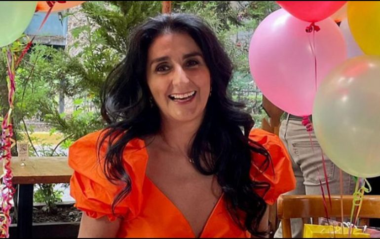 El integrante de Kabah le sugirió abandonar voluntariamente la competencia, y hablar con la producción para pedir su salida; sin embargo, la argentina se negó a hacerlo, pues asegura que debe respetar el contrato que firmó. INSTAGRAM / barbaratorresmx