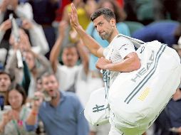 Novak Djokovic va dos sets arriba sobre Hubert Hurkacz. EFE