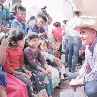 Esquer apuesta por una gran alianza con la sociedad civil