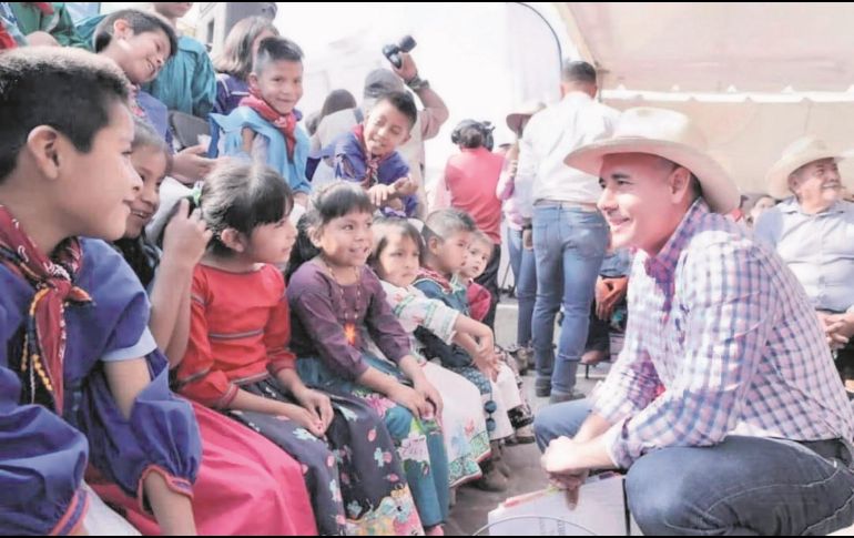 Alberto Esquer, secretario del Sistema de Asistencia Social, pone a Jalisco como ejemplo de la “gran alianza”. ESPECIAL