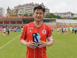 En su partido más reciente Kazuyoshi recibió el premio al mejor jugador. En 1996 le anotó un gol a México en un juego amistoso que terminó con victoria japonesa 3-2. TWITTER/oliveirense_sad