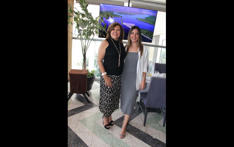 Adriana de Dorantes y Ana Paula Dorantes. GENTE BIEN JALISCO/ Esmeralda Escamilla