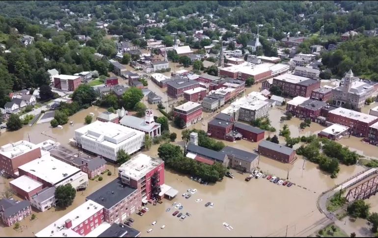 Imágenes de un dron sobre la ciudad de Vermont. AP