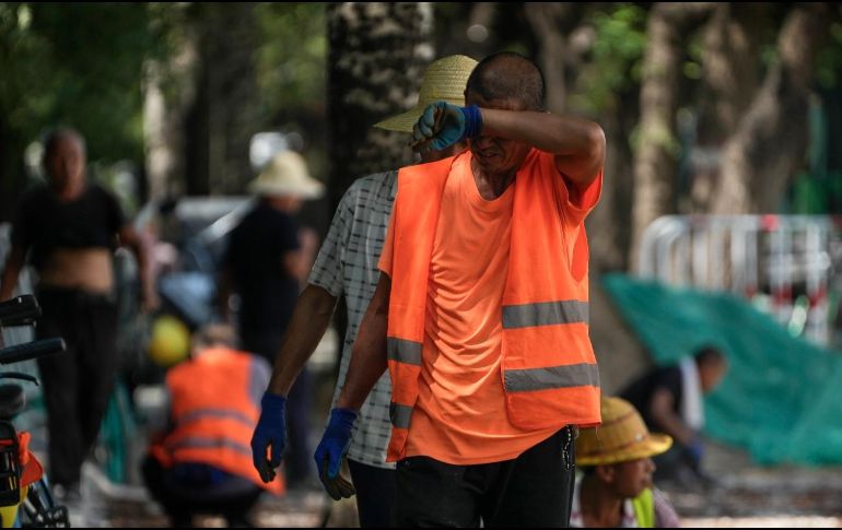 Este martes la temperatura alcanzó los 43 grados centígrados. AP