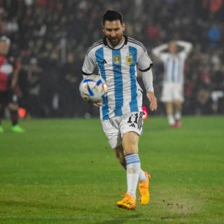 Messi dice que dejará la selección argentina "en poco tiempo"