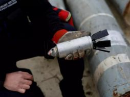 Las bombas de racimo sirven para asegurar el suministro de artillería, según el Pentágono. ESPECIAL