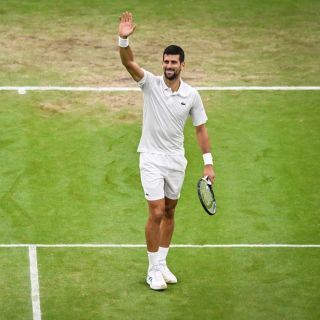 ¡Imparable! Djokovic domina a Sinner y buscará su GS 24 en Wimbledon