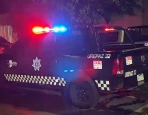 Ante el ataque, acudieron elementos de la Policía de Guadalajara, quienes detuvieron a los presuntos asaltantes. ESPECIAL