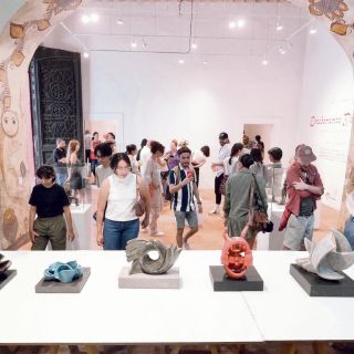 Te espera un jardín misterioso y desbordado