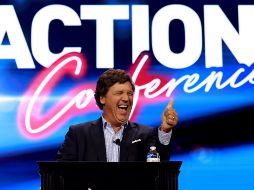 Tucker Carlson fue despedido de Fox News tras publicar un mensaje racista y violento sobre la golpiza de trumpistas a un joven antifascista. AFP / J. Raedle