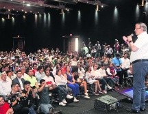 Marcelo Ebrard propone instalar aplicación para las mujeres. ESPECIAL