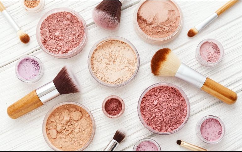 Si quieres conseguir una buena cobertura y eliminar el brillo sin gastar mucho dinero, el maquillaje de Olé! es perfecto para ti. ESPECIAL