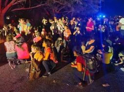 Los migrantes estaban hacinados en la caja de un tráiler. ESPECIAL