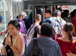 Pasajeros mejoran calificación del transporte; bajan la del Macrobús