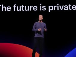 Llama cuenta con más de 70 mil millones de parámetros para ofrecer mejores resultados y un lenguaje más natural, aseguró la compañía de Mark Zuckerberg. EFE/Meta