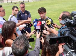 El mexicano Jordan Carillo juega con el  Real Sporting de Gijón de España. ESPECIAL/Atlas FC