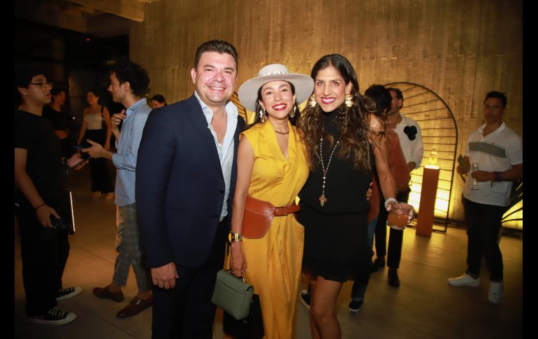Mauricio Serrano, Mayra Acensio Y Alba Santa Cruz. GENTE BIEN JALISCO/ Tony Martínez