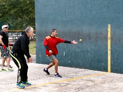 En caso de que te interese los deportes o quieras comenzar uno para evitar enfermedades a futuro y ya cuentas con tu tarjeta de Inapam, te decimos cuáles tiendas ofrecen un descuento. EL INFORMADOR / ARCHIVO