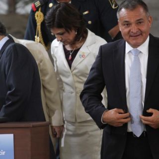 Va FGR por esposa y hermanos de García Luna; pide a Interpol emita fichas rojas