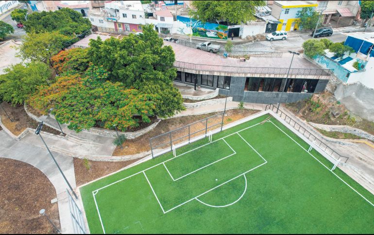 La Colmena de Balcones del Cuatro cuenta con una cancha de futbol y con otros espacios que beneficiarán a unos 42 mil habitantes. EL INFORMADOR/ A. Navarro