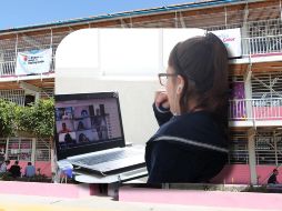 Aquellos alumnos y alumnas que transitan entre la primaria y la secundaria, todavía permanecen la expectativa sobre cuál será el plantel asignado para continuar con su educación básica. SUN / EL INFORMADOR / ARCHIVO