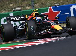 Checo Pérez, en la última sesión de ensayos libres del Gran Premio de Hungría 2023. AFP / A. Kisbenedek